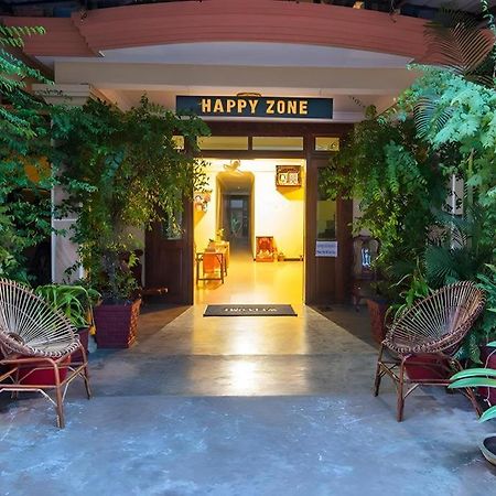 Happy Zone Hostel Siem Reap Exterior photo